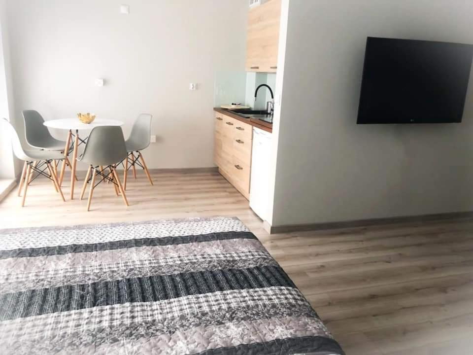 Apartament Konin Prestige Lägenhet Exteriör bild