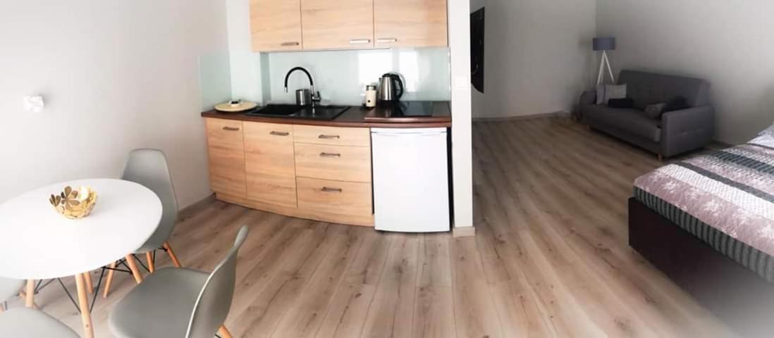 Apartament Konin Prestige Lägenhet Exteriör bild